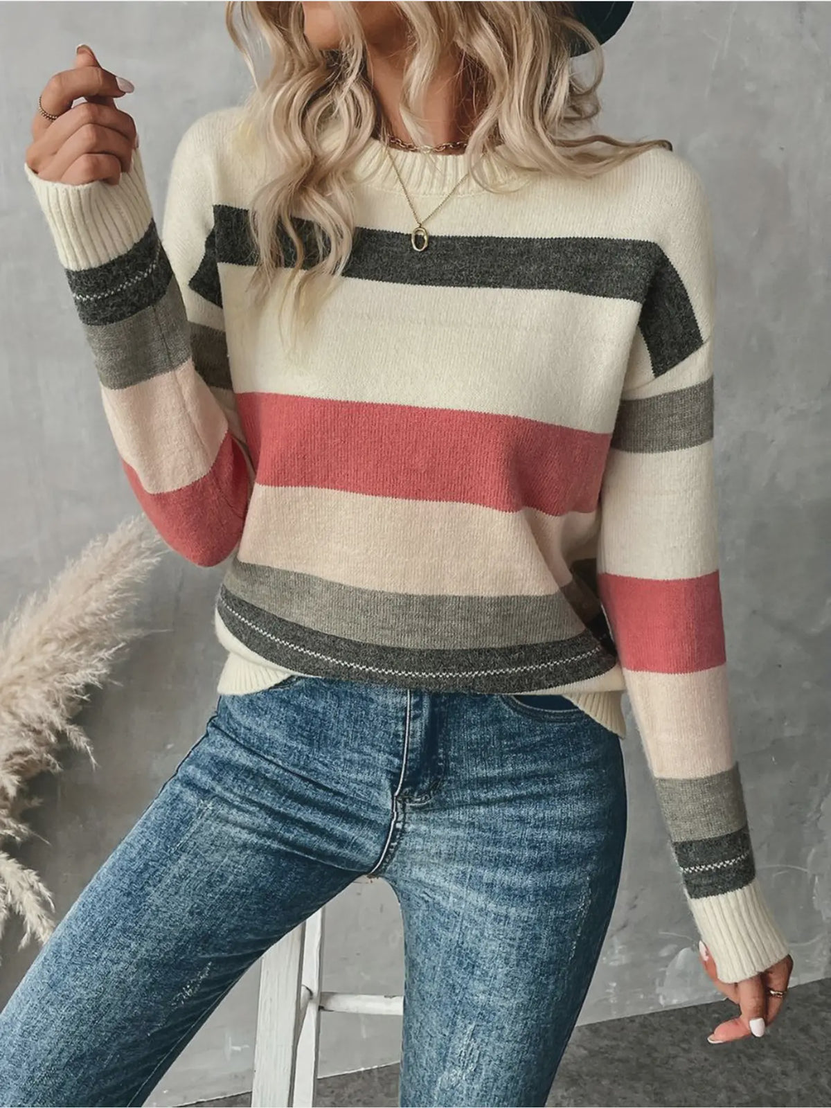 Sweater - Loose Round Neck